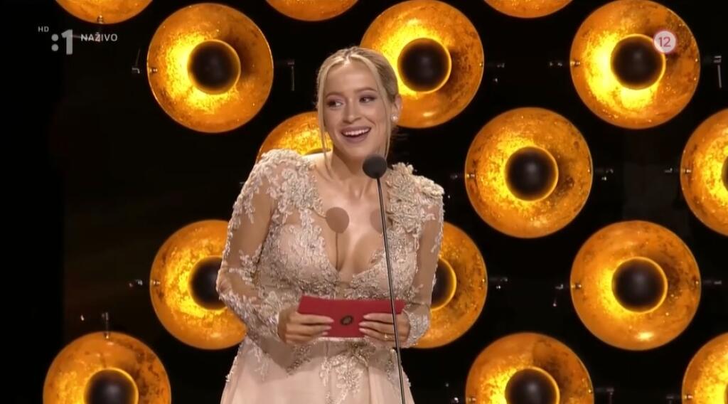Dominika Mirgová na galavečeri OTO ukázala obrí výstrih! Fíha!