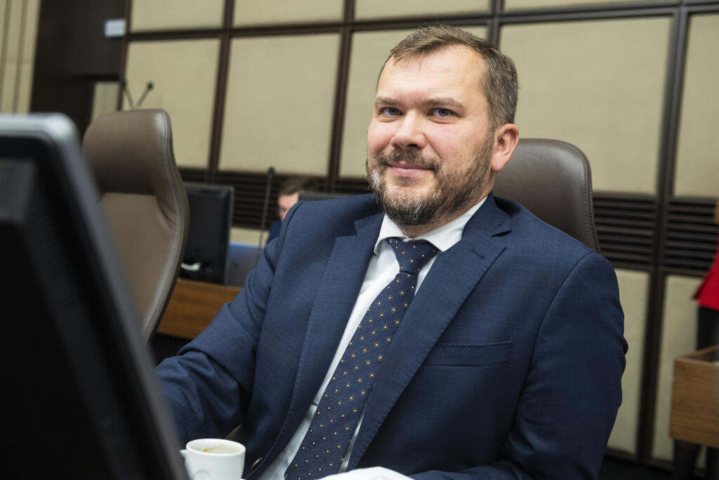 Na snímke minister spravodlivosti SR Viliam Karas  počas 114. schôdze vlády SR v Bratislave 2. novembra 2022. FOTO TASR - Jaroslav Novák