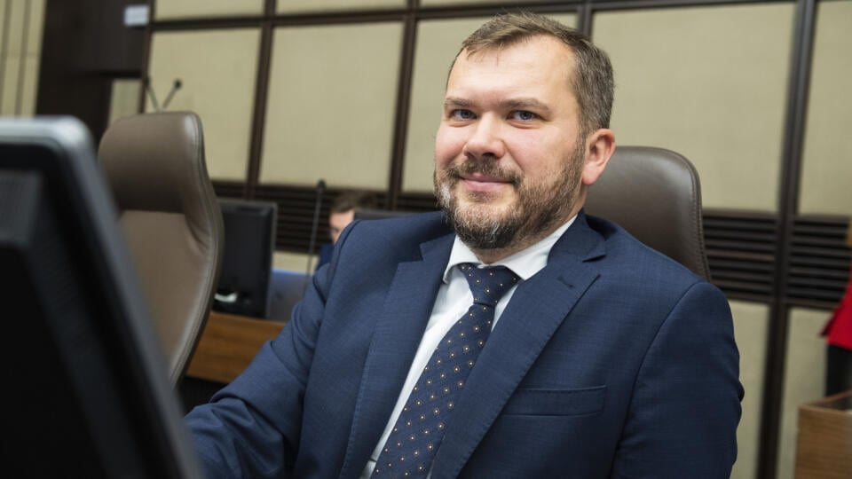 Na snímke minister spravodlivosti SR Viliam Karas počas 114. schôdze vlády SR v Bratislave 2. novembra 2022. FOTO TASR - Jaroslav Novák