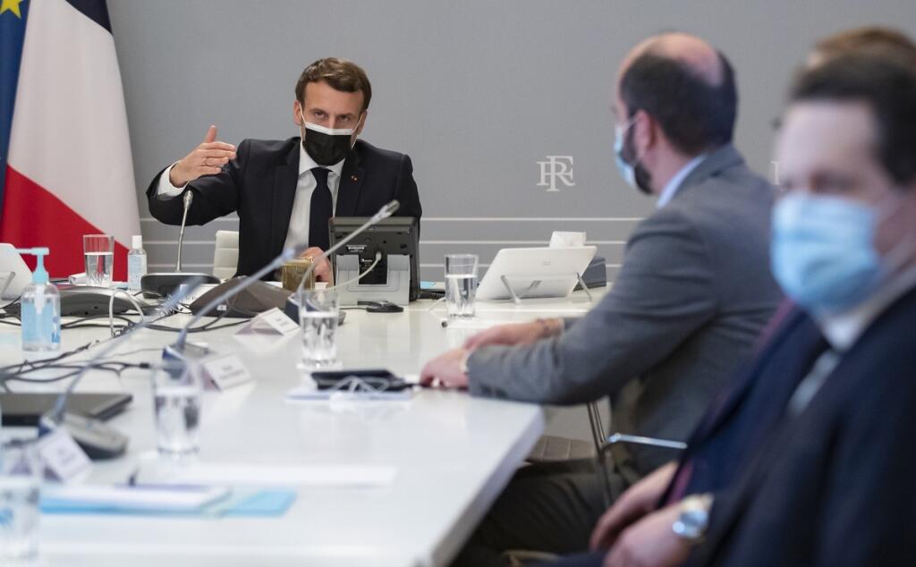Macron hostil stretnutie výrobcov vakcín