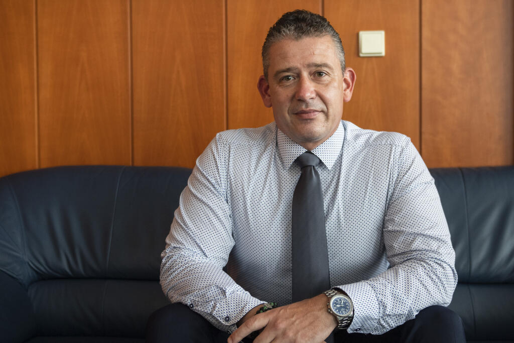 ROMAN MIKULEC Súčasný minister s odchádzajúcim policajným prezidentom sa veľmi nepohodli.