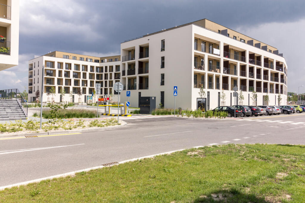 Spoločnosť Dynamik Holding realizuje aj výstavbu novej rezidenčnej štvrte Slnečnice v bratislavskej Petržalke.