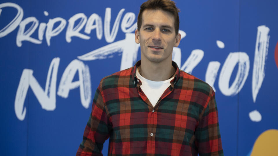 Na snímke vodný slalomár Matej Beňuš počas mediálneho stretnutia s adeptmi štartu na letné olympijské hry 2020 v Tokiu.