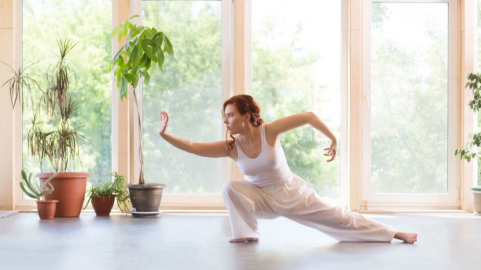 Qigong, alebo tiež či kung, je forma čínskej jogy.