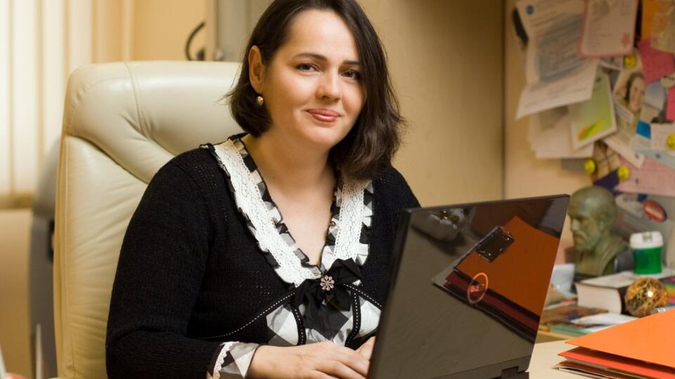 Dermatologička MUDr. Hasová počas online