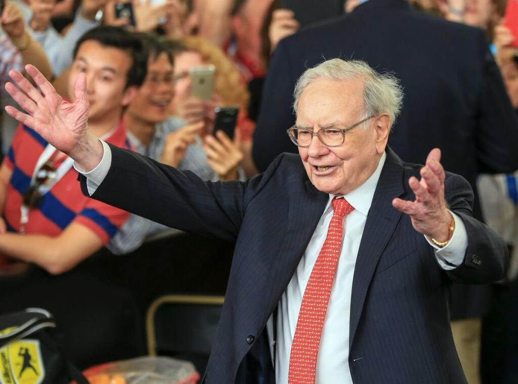 Earns Berkshire Hathaway