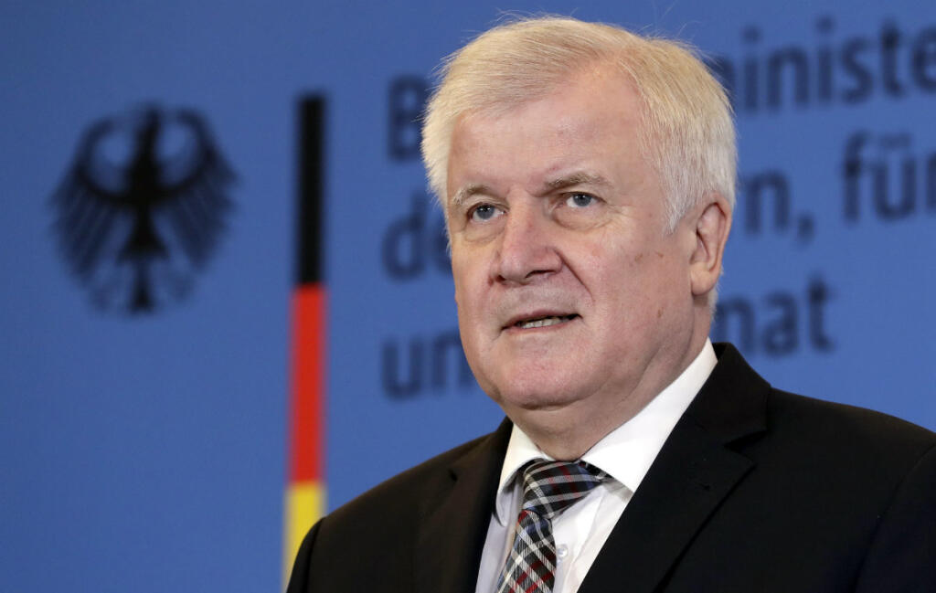 Nemecko chce po pochode neonacistov zakročiť proti pravicovému radikalizmu