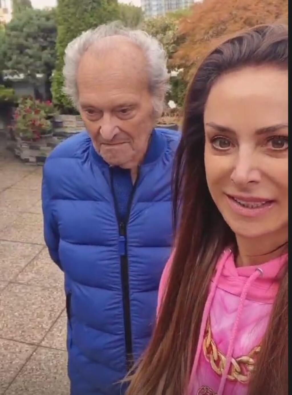 Czoborovej otec má po dvoch operáciách a učí sa pomaly znova chodiť.