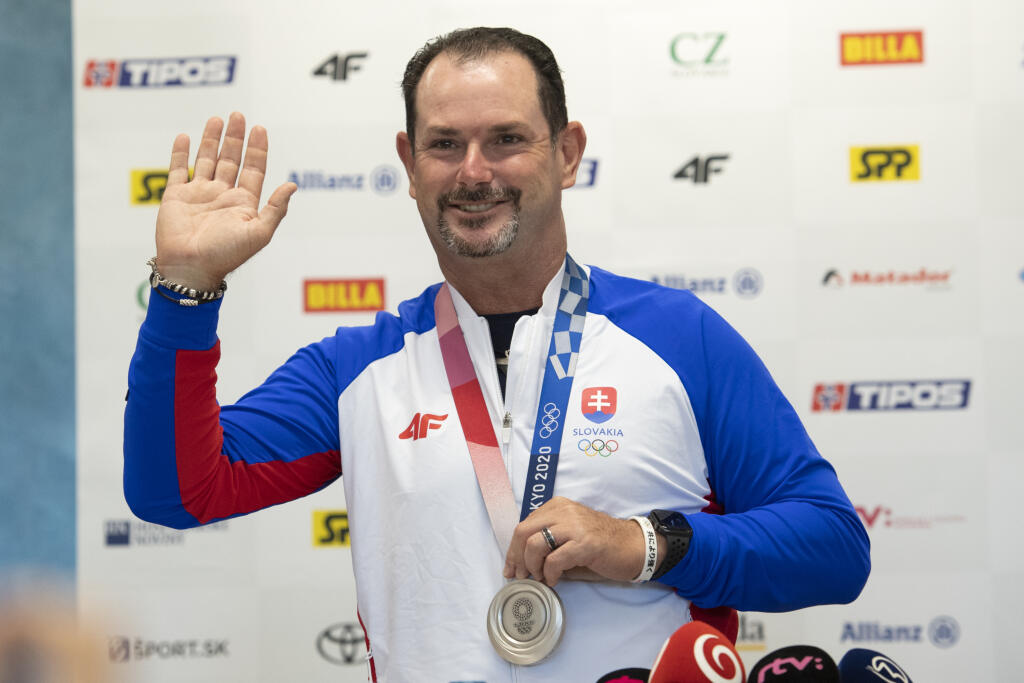 Na snímke strieborný medailista v golfe z XXXII. letných OH v Tokiu Rory Sabbatini počas tlačovej konferencie po návrate do vlasti 3. augusta 2021 v Olympijskom tréningovom centre v Šamoríne. FOTO TASR - Pavel Neubauer