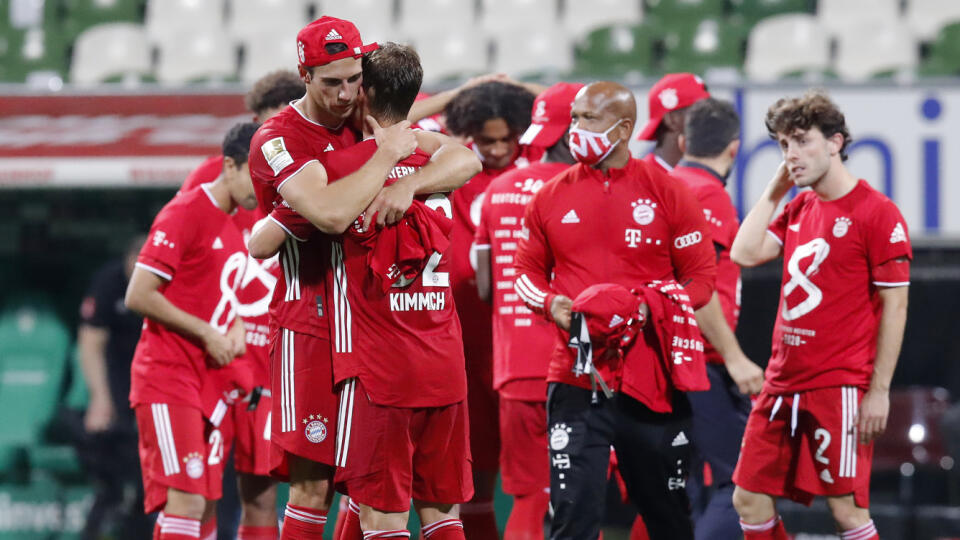 Hráči Bayernu Mníchov získali 8. ligový titul v rade.