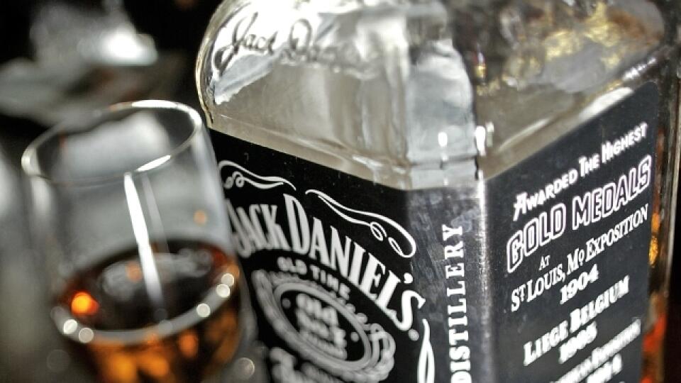 FILE - In this May 23, 2005 file photo, a bottle of Jack Daniel's whiskey, a Brown-Forman brand, sits on the bar at Nessun Dorma in Milwaukee. Brown-Forman Corp., maker of Jack Daniel's whiskey and Korbel champagne, said Wednesday, March 10, 2010, its fiscal third-quarter profit slipped, pinched by higher expenses.(AP Photo/Morry Gash, File)