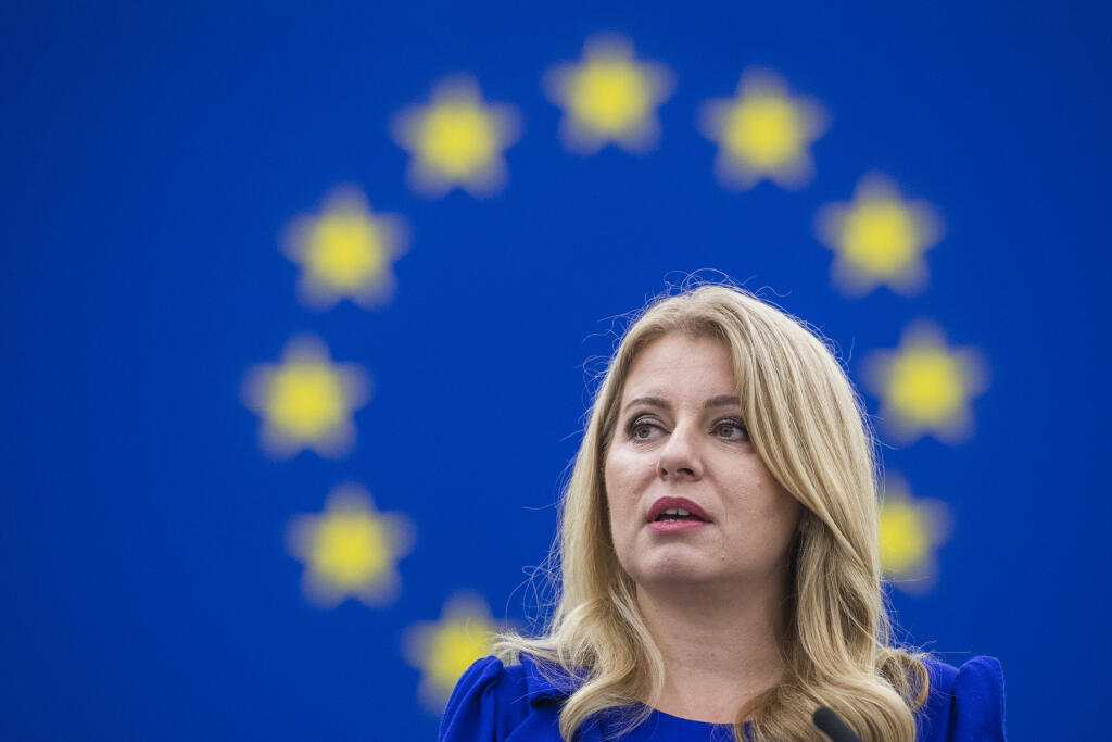 Na snímke prezidentka SR Zuzana Čaputová vystupuje s príhovorom pred poslancami Európskeho parlamentu v Štrasburgu v stredu 19. októbra 2022. FOTO TASR - Jaroslav Novák