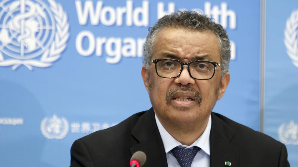 EBE 26 Ženeva - Na snímke šéf Svetovej zdravotníckej organizácie (WHO) Tedros Adhanom Ghebreyesus počas tlačovej konferencie v Ženeve 24. februára 2020. Ghebreyesus vyhlásil, že svet by sa mal viac usilovať o zamedzenie šírenia nového koronavírusu a zároveň by sa mal pripraviť na "potenciálnu pandémiu". FOTO TASR/AP
Tedros Adhanom Ghebreyesus, Director General of the World Health Organization (WHO), addresses a press conference about the update on COVID-19 at the World Health Organization headqu