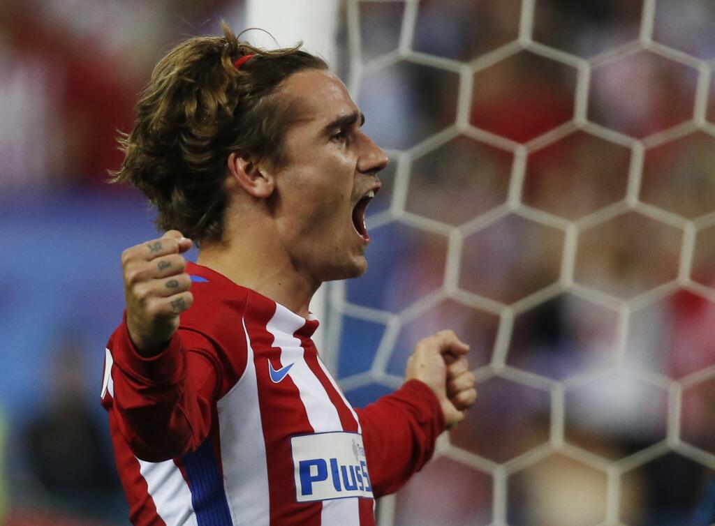 Vedenie španielskeho futbalového klubu Atletico Madrid obvinilo predstaviteľov FC Barcelona z nekalého postupu pri snahe získať Antoineho Griezmanna.