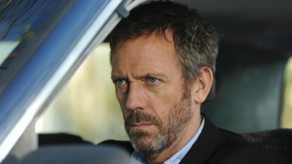 Hugh Laurie založil postavu Housa na svojom otcovi, Ranovi Lauriem, ktorý bol úspešným britským fyzikom. Laurie o ňom tvrdí, že bol skvelý doktor s dobrou dušou.  