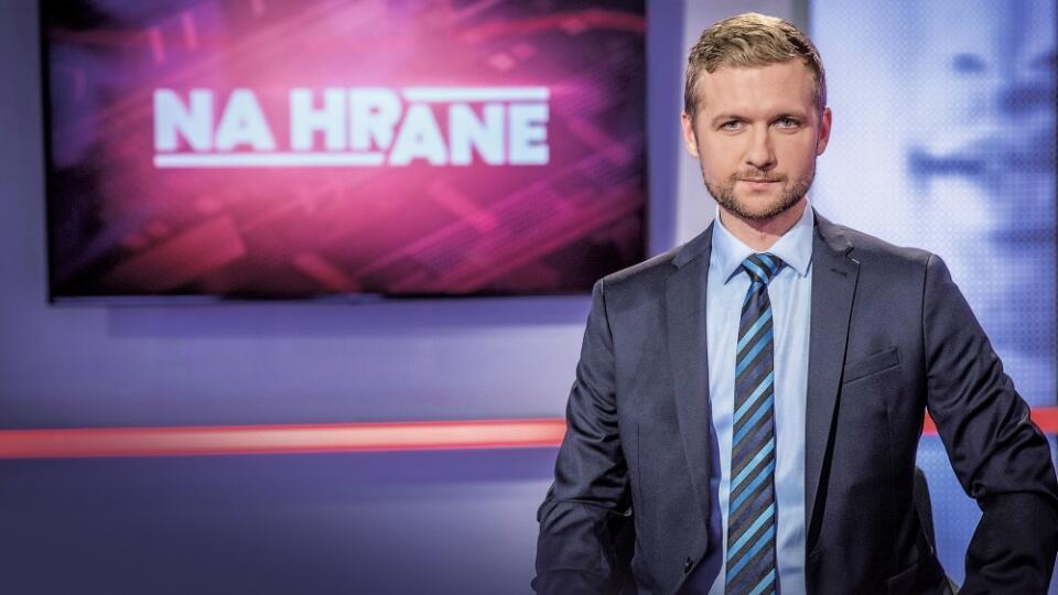 Michal Magušin z prvej výplaty v televízii JOJ kúpi rodičom uhlie na zimu.