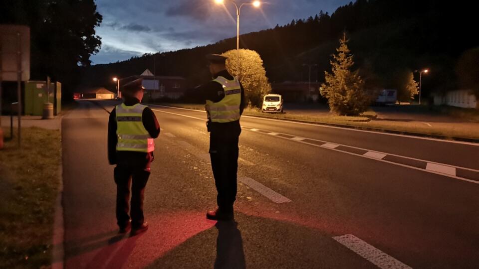 Česko opäť zaviedlo kontroly, dôvodom je nelegálna migrácia.