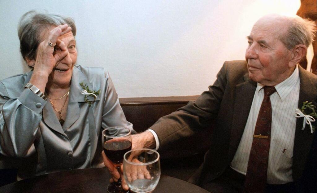 Napriek neverám ostali spolu.