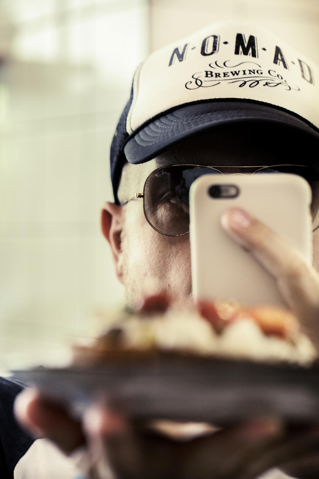 Posty Čoje zasiahli široké publikum, ktoré jeho gastrokroky nadšene nasleduje, a nie je ľahostajný ani mnohým bratislavským prevádzkam.