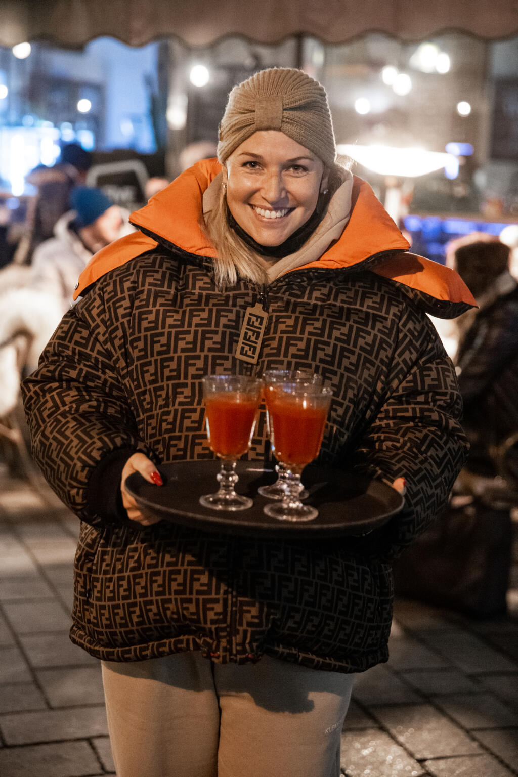 Charitatívny vianočný punč, ktorého sa aktívne zúčastnila aj bývalá tenistka Dominika Cibulková.