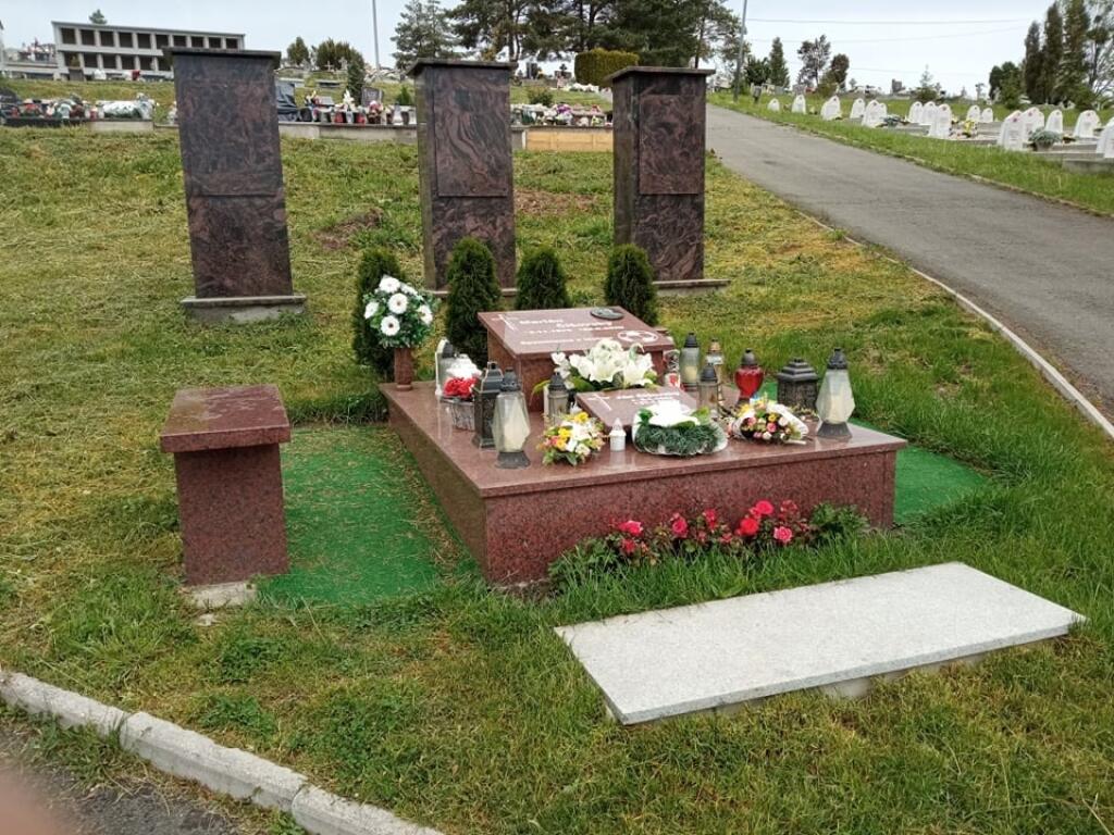 V Januári tohto sa pobral na večný odpočinok aj „Čišov“ milovaný otec Ján, ktorý zomrel vo veku 79 rokov.