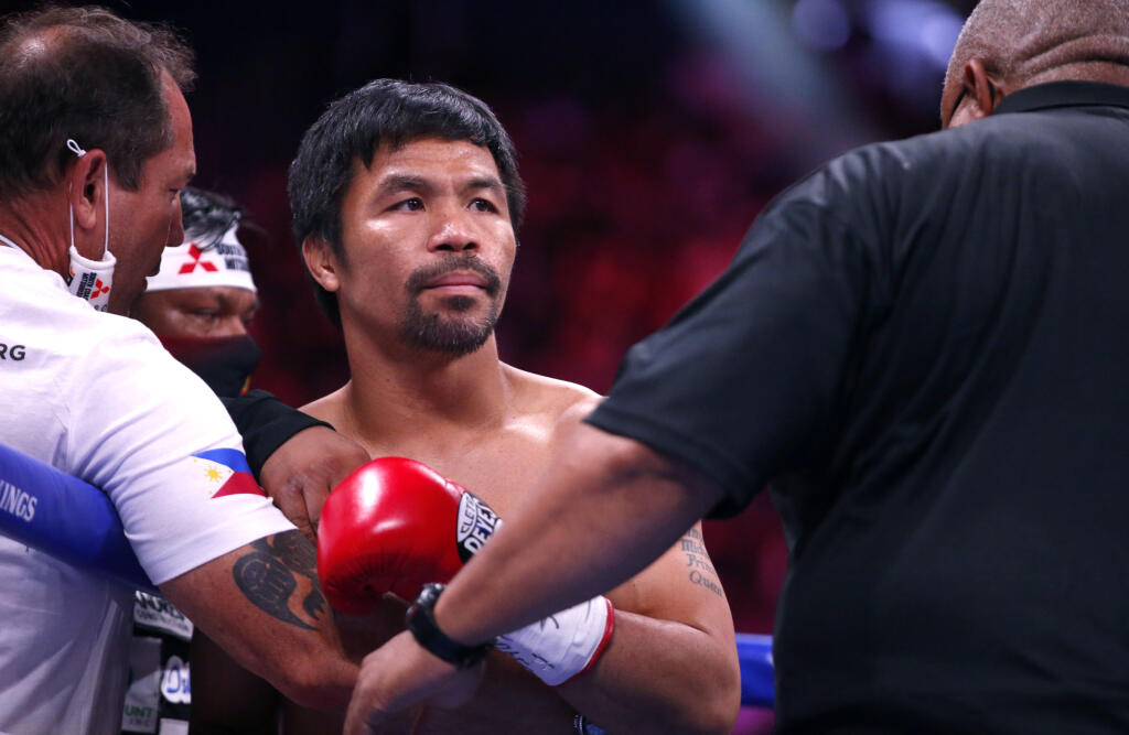 Manny Pacquiao po ôsmej prehre uvažuje nad koncom.