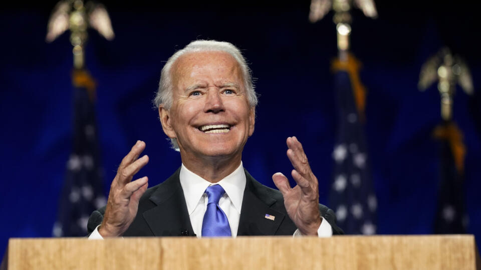 EBE 3 Wilmington - Na snímke bývalý americký viceprezident Joe Biden reční v posledný deň štvordňového nominačného snemu Demokratickej strany vo Wilmington americkom štáte Delaware vo štvrtok 20. augusta 2020. Biden oficiálne prijal nomináciu Demokratickej strany na prezidenta Spojených štátov. FOTO TASR/AP
Democratic presidential candidate former Vice President Joe Biden speaks during the fourth day of the Democratic National Convention, Thursday, Aug. 20, 2020, at the Chase Center in Wilmingto