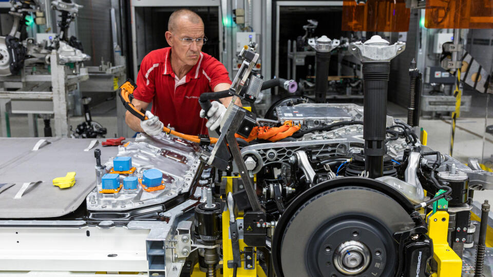 Porsche Produces New All Electric Macan SUV