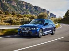 Bavori modernizujú svoj bestseller: BMW radu 3 bude mať ešte krajší interiér a ladný dizajn