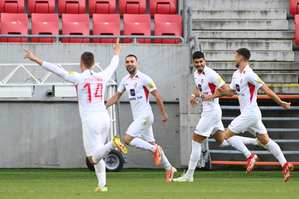 Sledujte spolu s nami online prenos zo zápasu 17. kola Fortuna ligy medzi ŠKF Sereď a AS Trenčín.