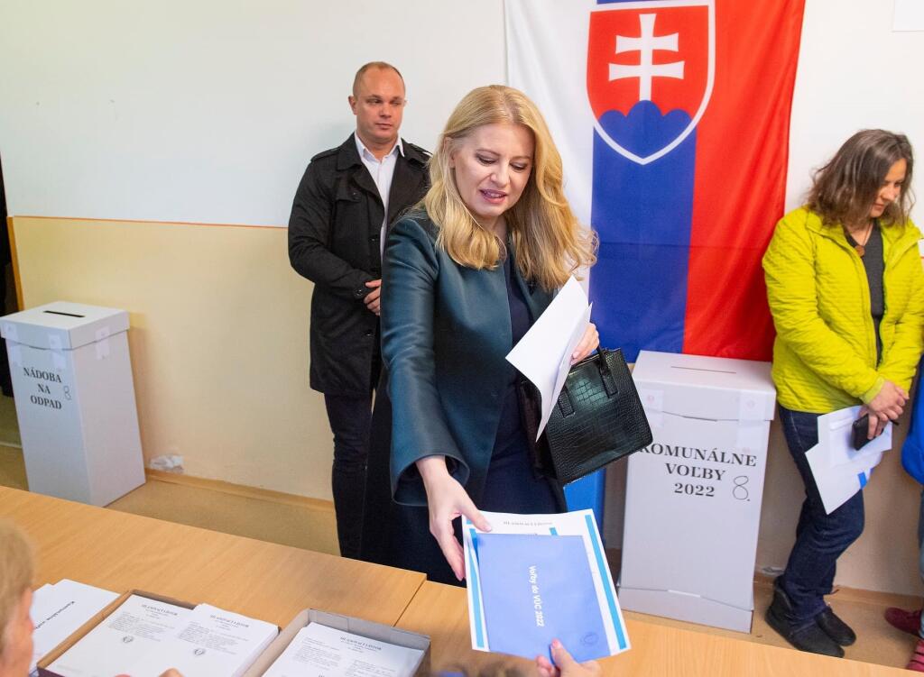 Prezidentka Zuzana Čaputová po odvolení: „Gratulujem novozvoleným županom a županke, primátorkám a primátorom, starostkám a starostom, poslankyniam a poslancom krajských, mestských a miestnych samospráv. Zároveň ďakujem všetkým, ktorí počas spojených volieb využili svoje volebné právo a postarali sa tak o slušnú volebnú účasť.“