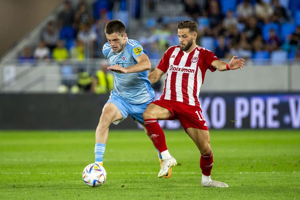 Na Tehelnom poli sa stretol v 3. kole kvalifikácie európskej ligy ŠK Slovan Bratislava a Olympiacos FC. Na snímke je Philip Zinckernagel.