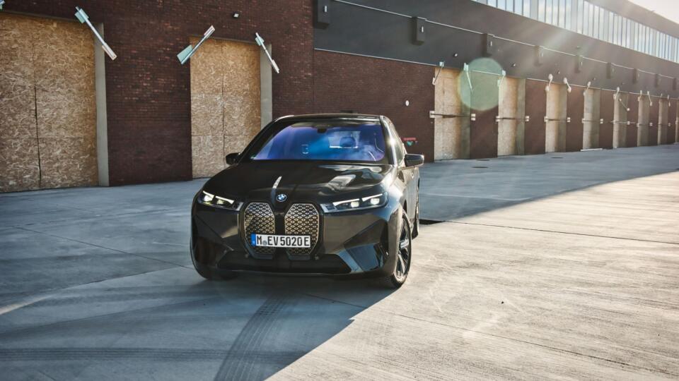 BMW iX xDrive50.