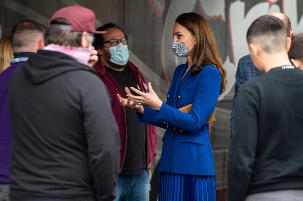Kate si svojim outfitom uctila princeznú Dianu.