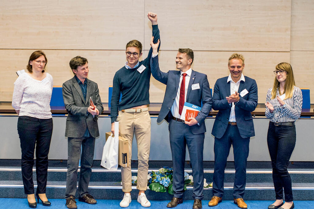 Top stredoškoláci v ekonómii: Chcú Slovensku lepšie rozumieť 2/5