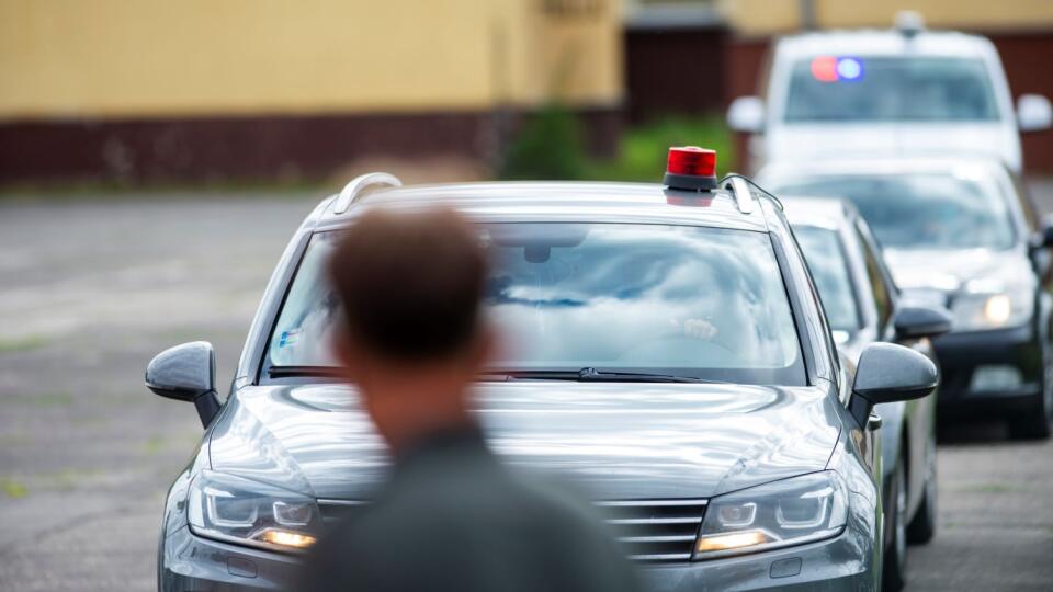 Polícia