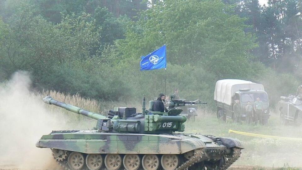 Tank T-72M4CZ.