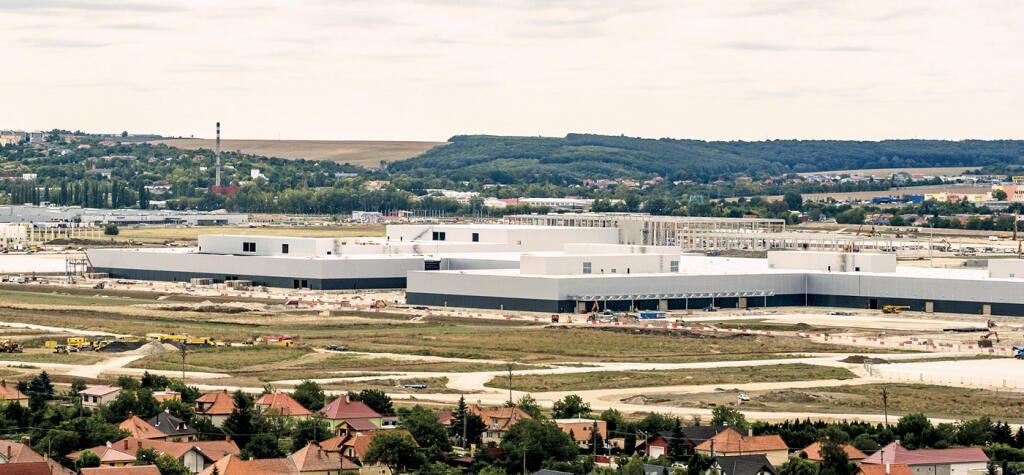 JAGUAR: Vżstavba zŠvodu v Nitre