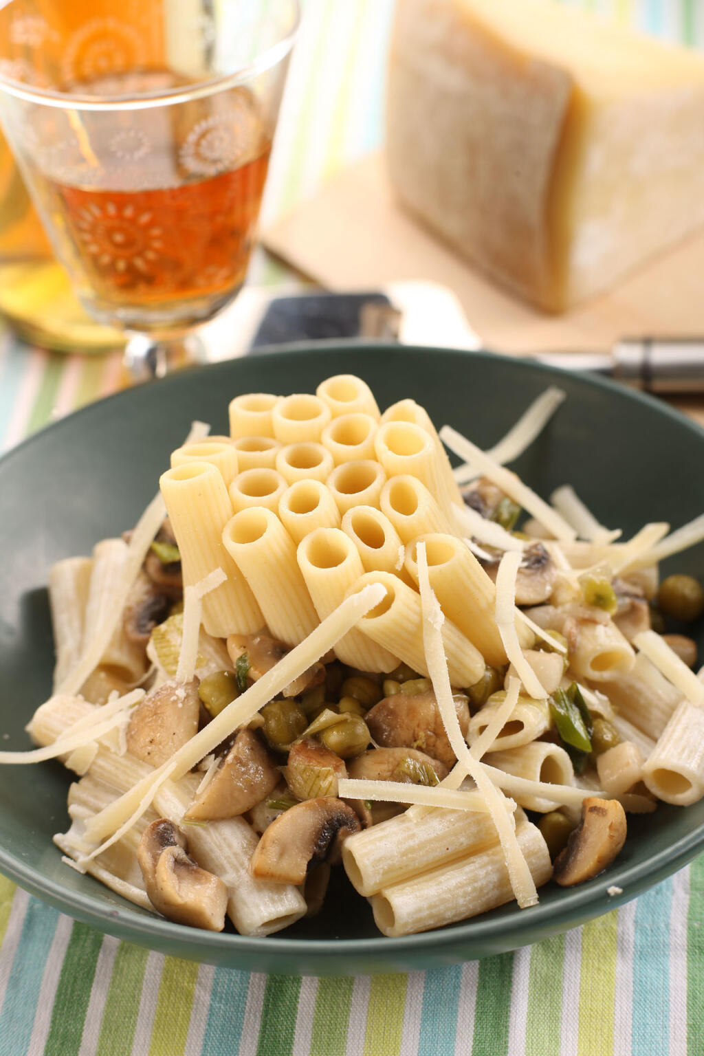 Rigatoni s vínovo-hubovou omáčkou