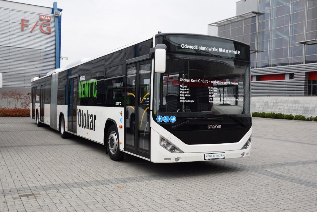 Otokar Kent C má dĺžku 18,75 metra