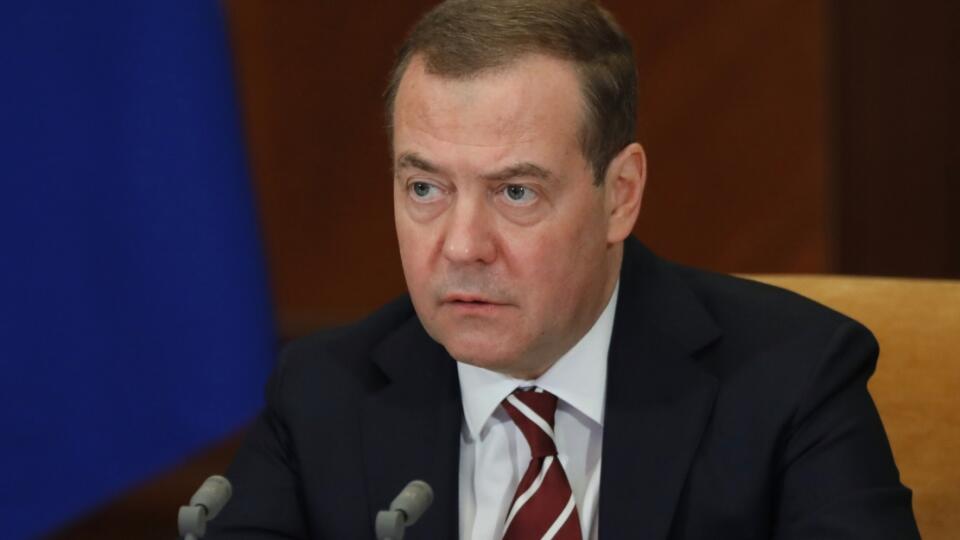 Zástupca šéfa Bezpečnostnej rady Ruska a predseda strany Jednotné Rusko Dmitrij Medvedev.