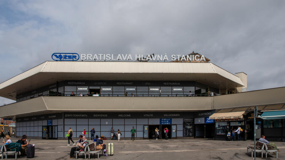 Na snímke je aktuálny stav Hlavnej stanice v Bratislave a jej okolia.
