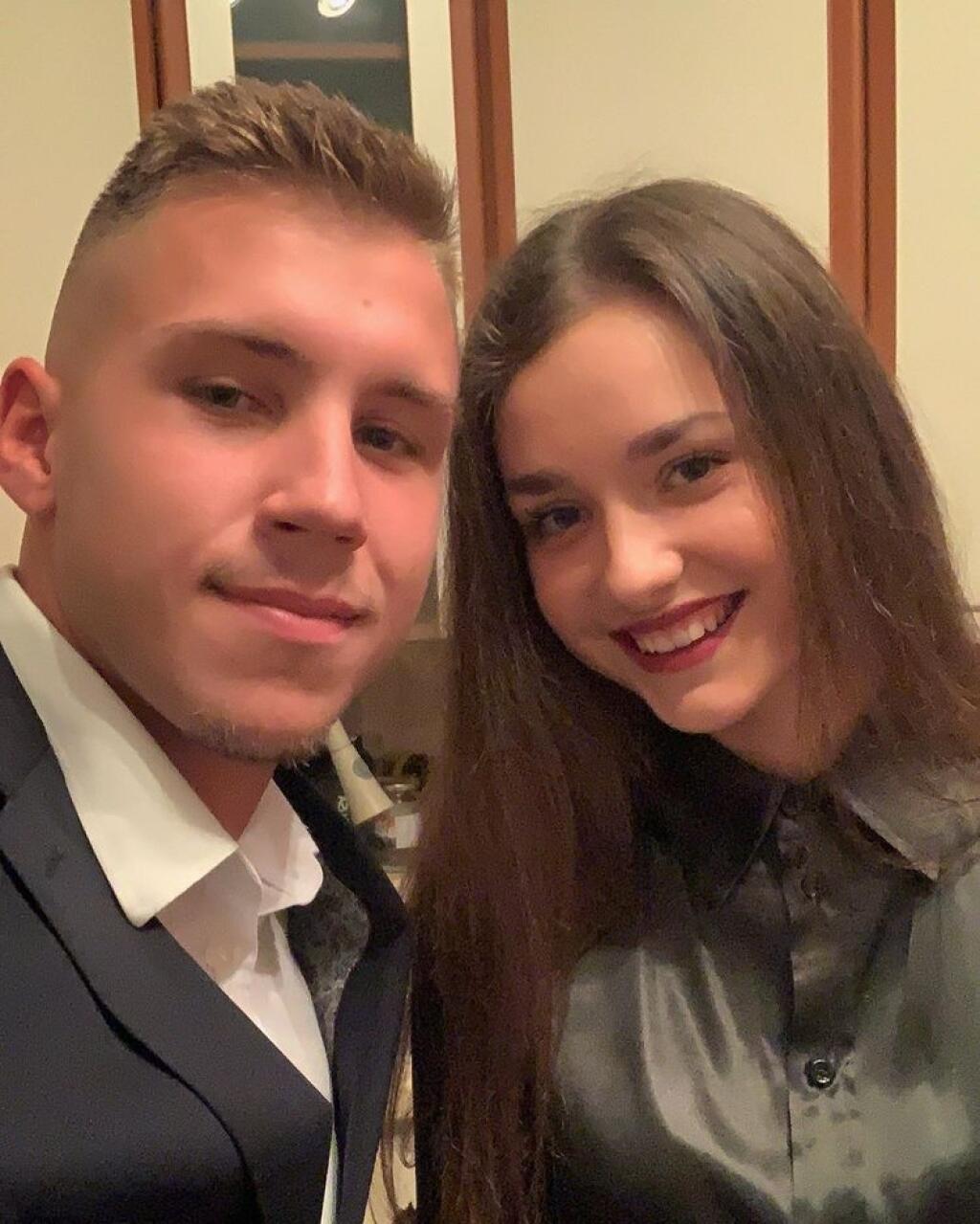 Náš najlepší tenista súčasnosti žne úspech za úspechom a všetci sme z toho milo prekvapení. Na tribúnach ho možno bude podporovať táto kráska.