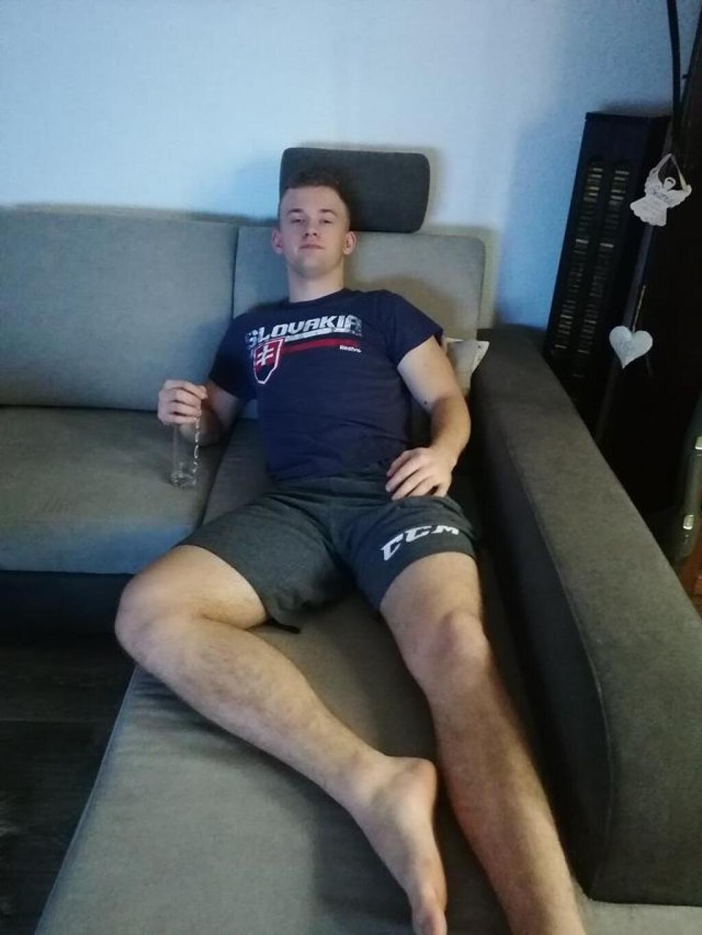 Samuel Krajč je už doma, čaká ho zotavovanie sa z otrasu mozgu.