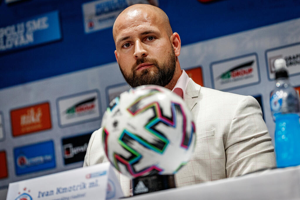 Vedenie klubu už niekoľko dní sa rieši meno jeho nástupcu