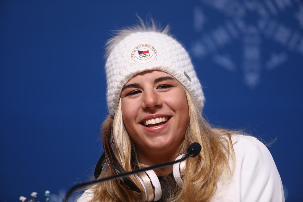 Ester Ledecká má dôvod na úsmev.
