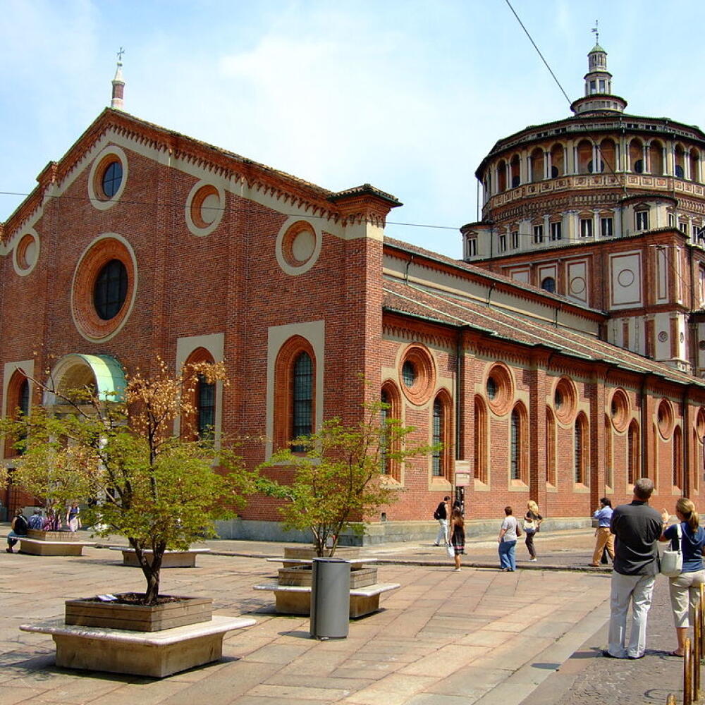 Nástenná maľba Posledná večera je na čelnej stene refektára kostola Santa Maria delle Grazie v talianskom Miláne.