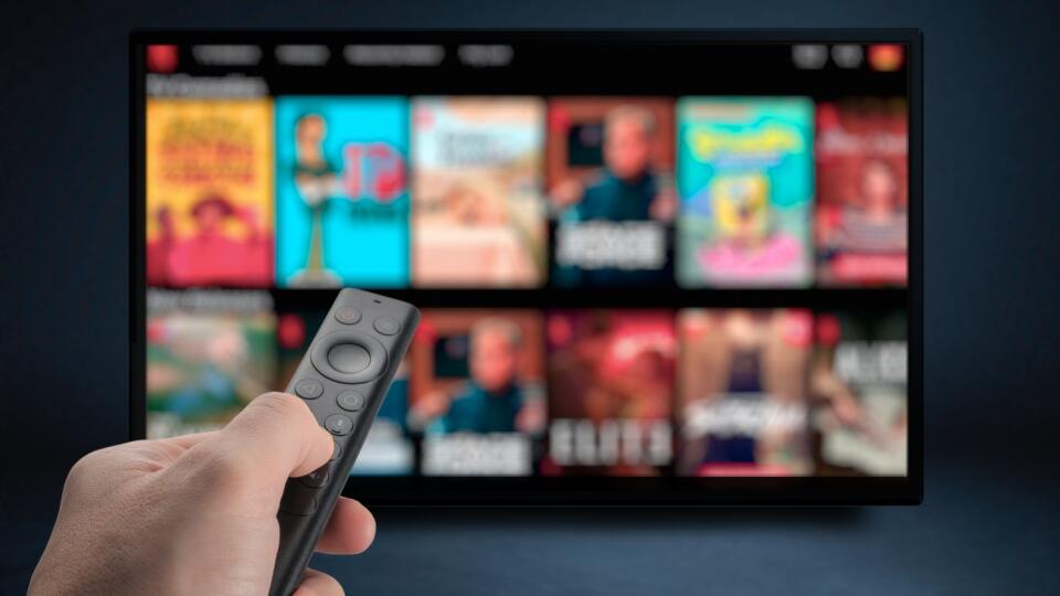 televízor,