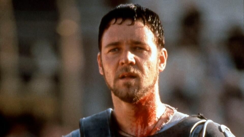 Russel Crowe vo filme Gladiátor z roku 2000