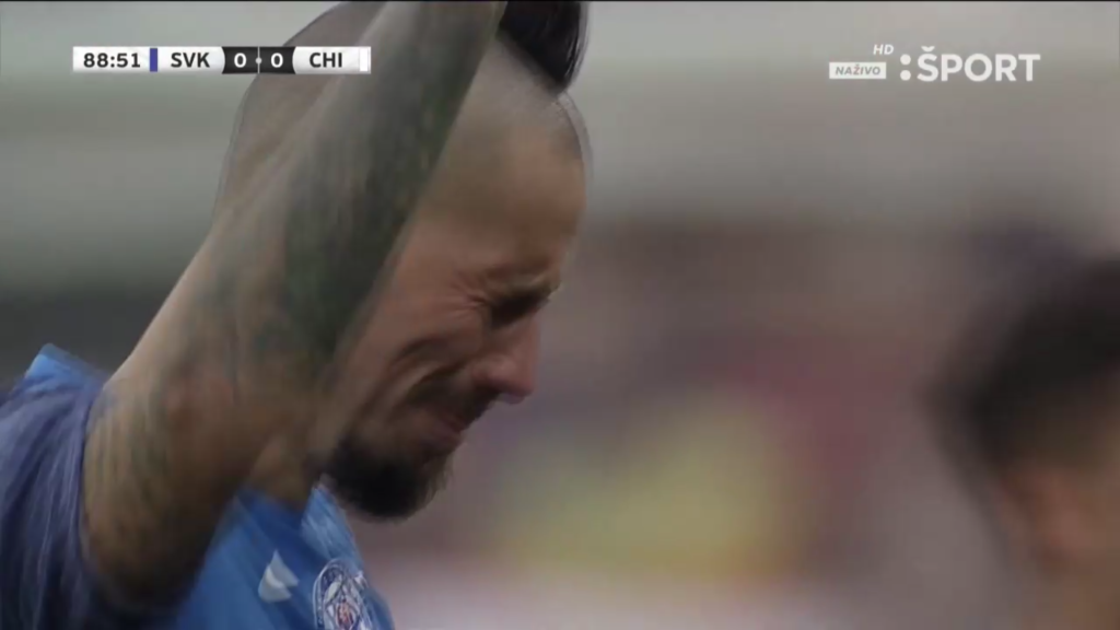Marek plakal a dojal fanúšikov, hráčov a aj súperov.